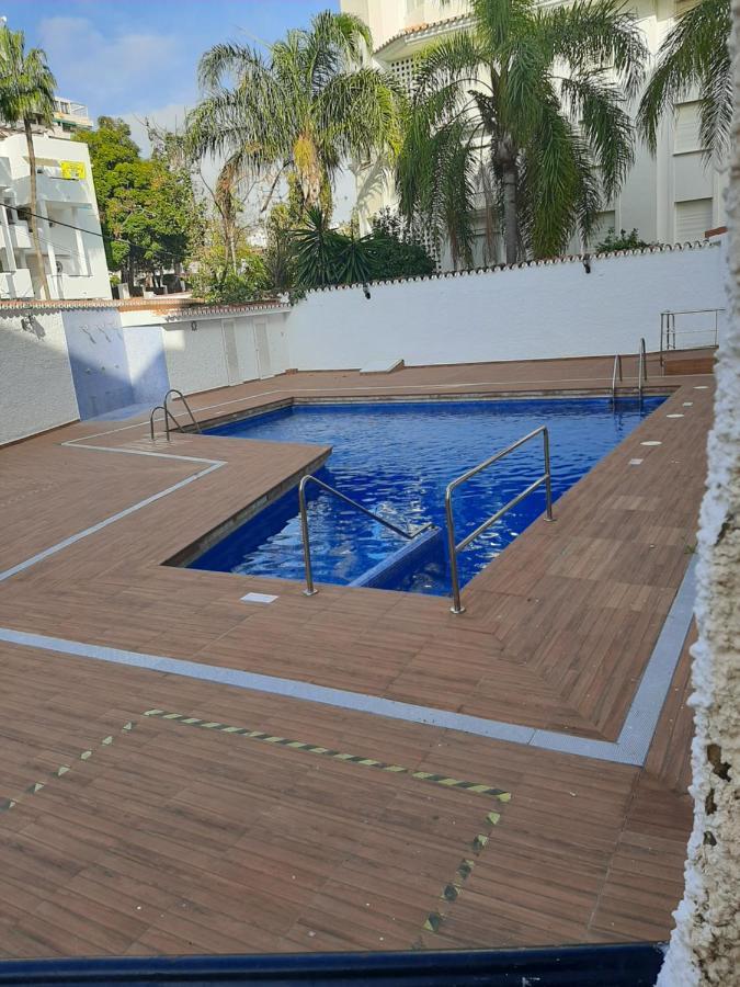 San Antonio Carihuela Aptos. Sun & Beach Торремолинос Экстерьер фото